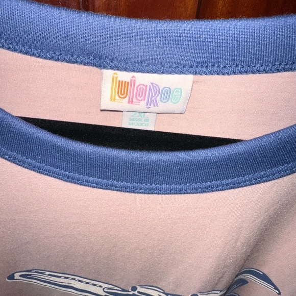 Lularoe 2X pink with blue‎ trim Liv graphic T. “ Jet Set” airplane graphic. NWT - Picture 3 of 8